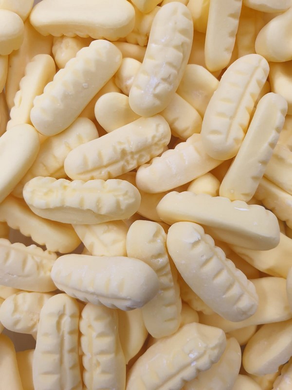 Barratt Small Foam Bananas - A Sweet Delight Barratt Small Foam Bananas - A Sweet Delight
